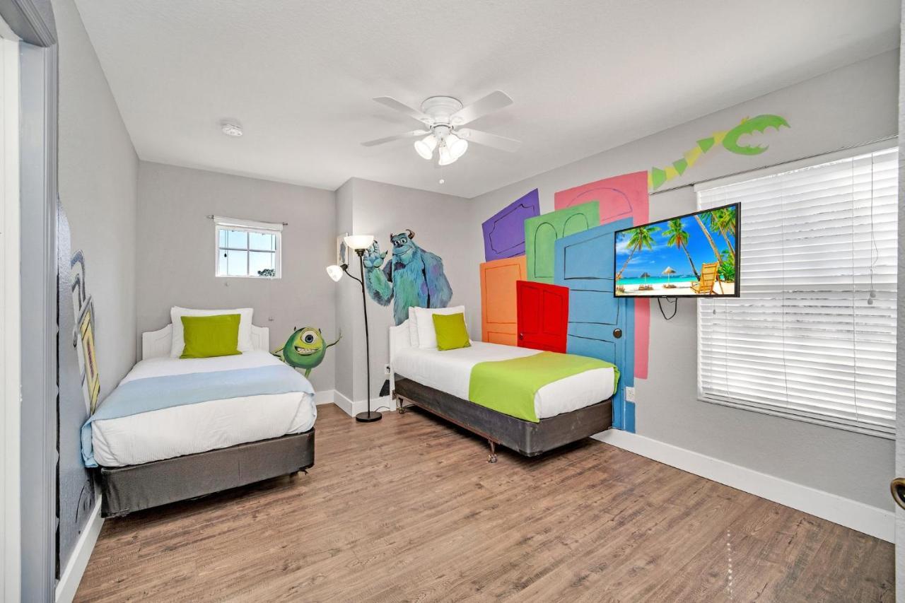 Near Disney! Spacious 5Br Resort Home With Private Pool, Hot Tub And Theater! ออร์ลันโด ภายนอก รูปภาพ